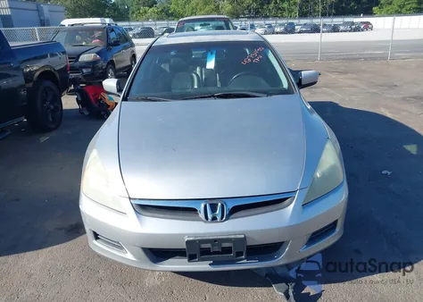 2007 Honda Accord 3.0 Ex from USA, damaged, VIN 1HGCM66857A054837